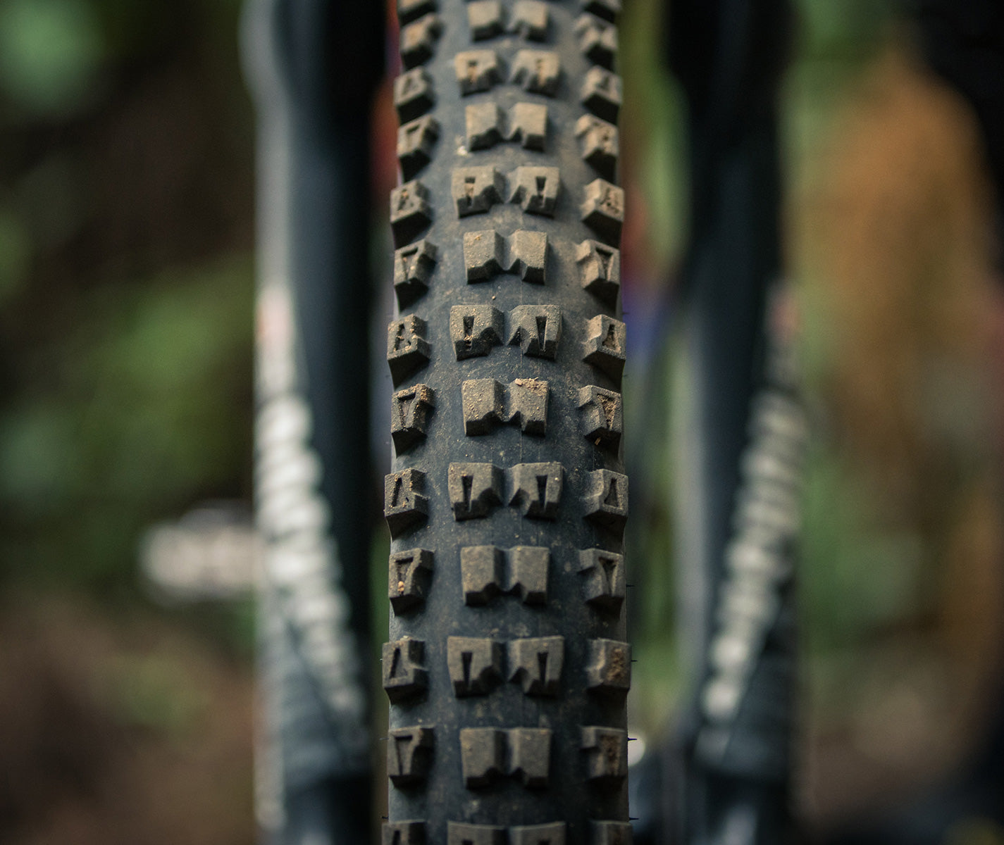 LLANTA HUTCHINSON GRIFFUS RLAB TLR 29X2.5 HARDSKIN/RRGRAVITY